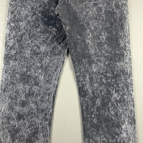 Levis 501 Mens Button Fly Jeans Size 36x34 Black Stone Wash Denim USA - Picture 14 of 16